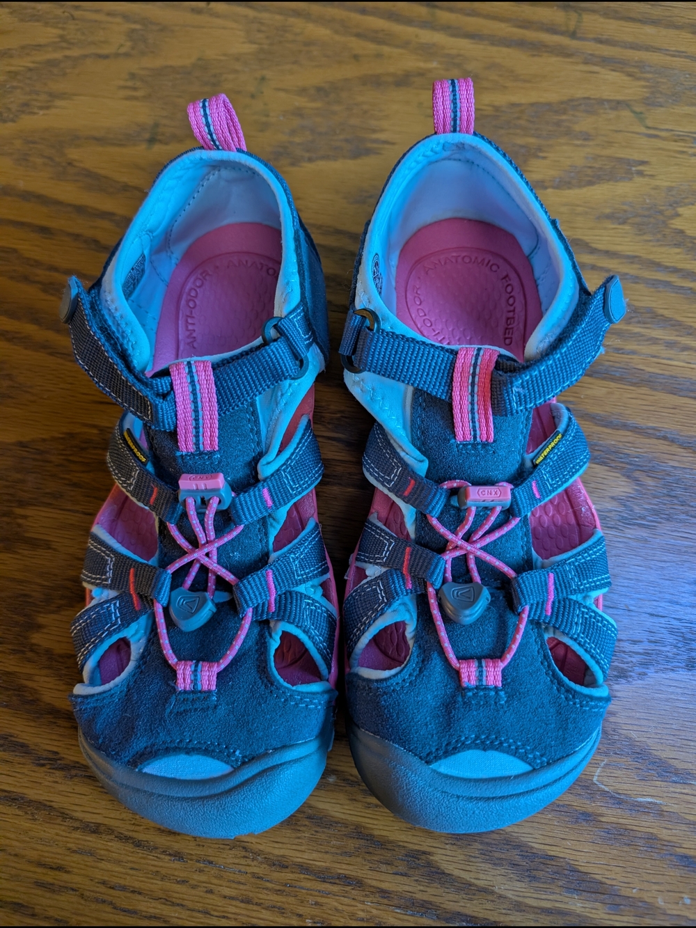 KEEN Big Kids Seacamp II CNX Teal and Pink Closed-Toe Sandals 5 - Picture 2 of 6